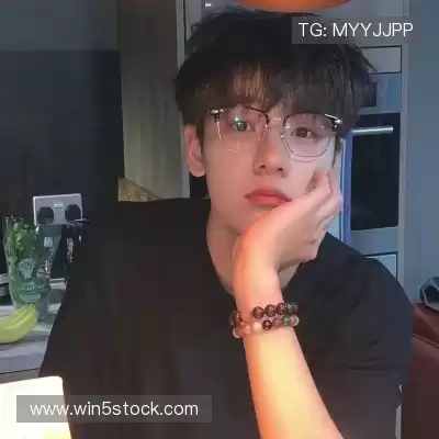 伏曼凤